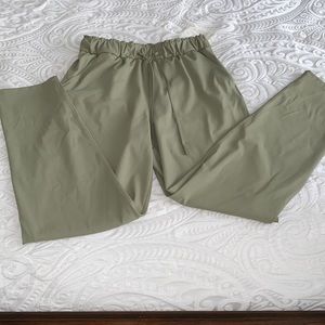 Lululemon Keep Moving Pant 7/8 High-Rise